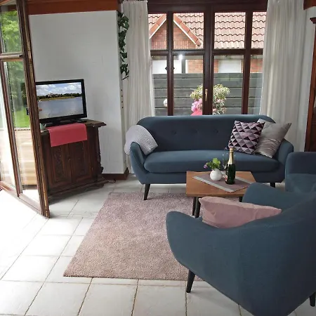 Am Badesee 4 *